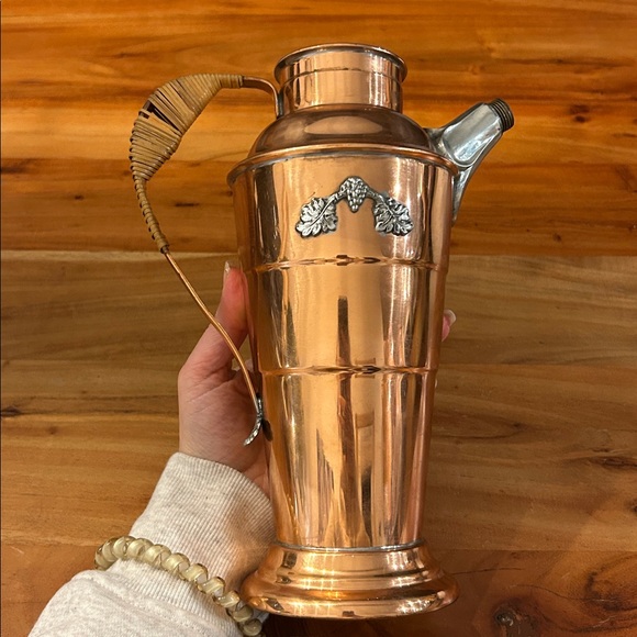 Vintage Venetian Copper Tea or Coffee Pot - Picture 6 of 12